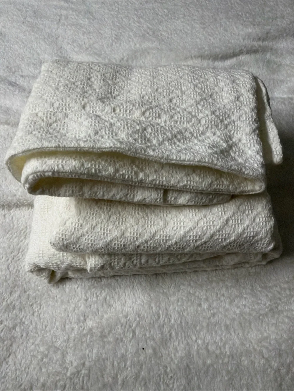 Docofil Euro Sham 30” x 30” Classic White Waffle Weave 100% Cotton pair